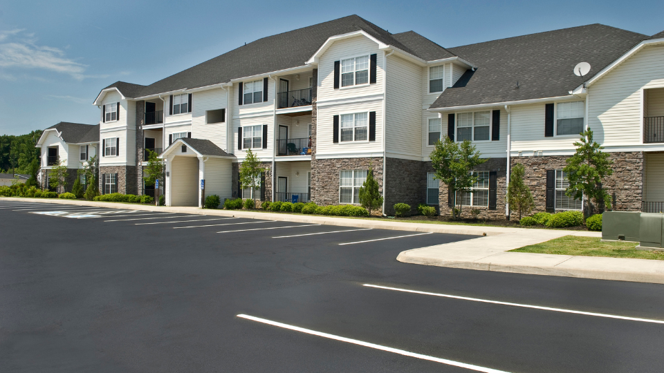 Apartment Complex Painting: Maximizing Property Value and Tenant Satisfaction in Las Vegas